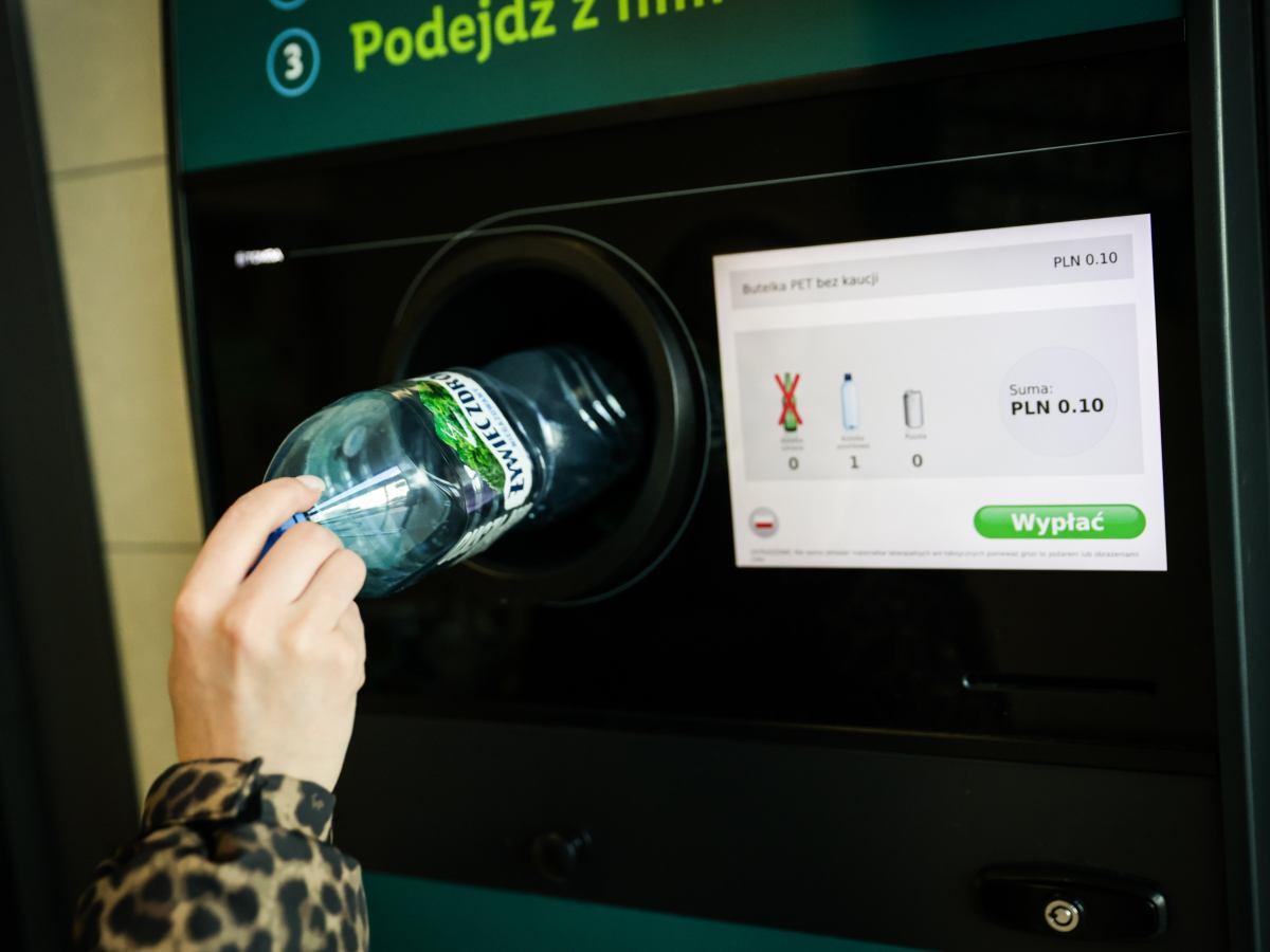 Polak pomysłodawcą nowego butelkomatu !